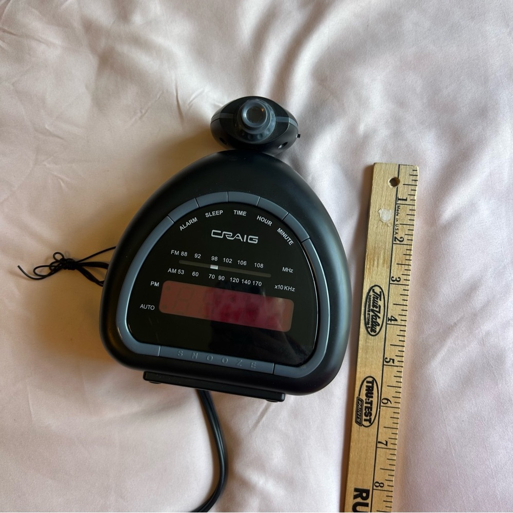 Craig Projection Alarm Clock — Good Condition - Picture 7 of 7